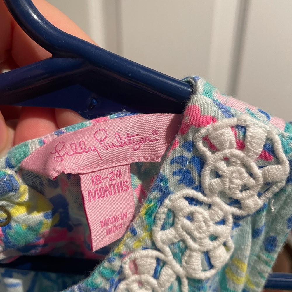 Lilly Pulitzer Bubble with White Lace - Picture 4 of 5